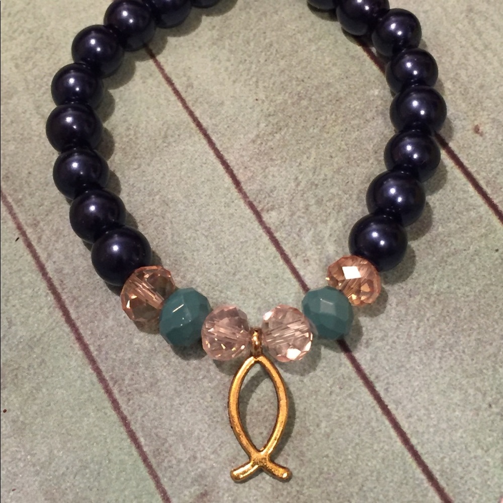 Jesus Fish Bracelet - Picture 3 of 3